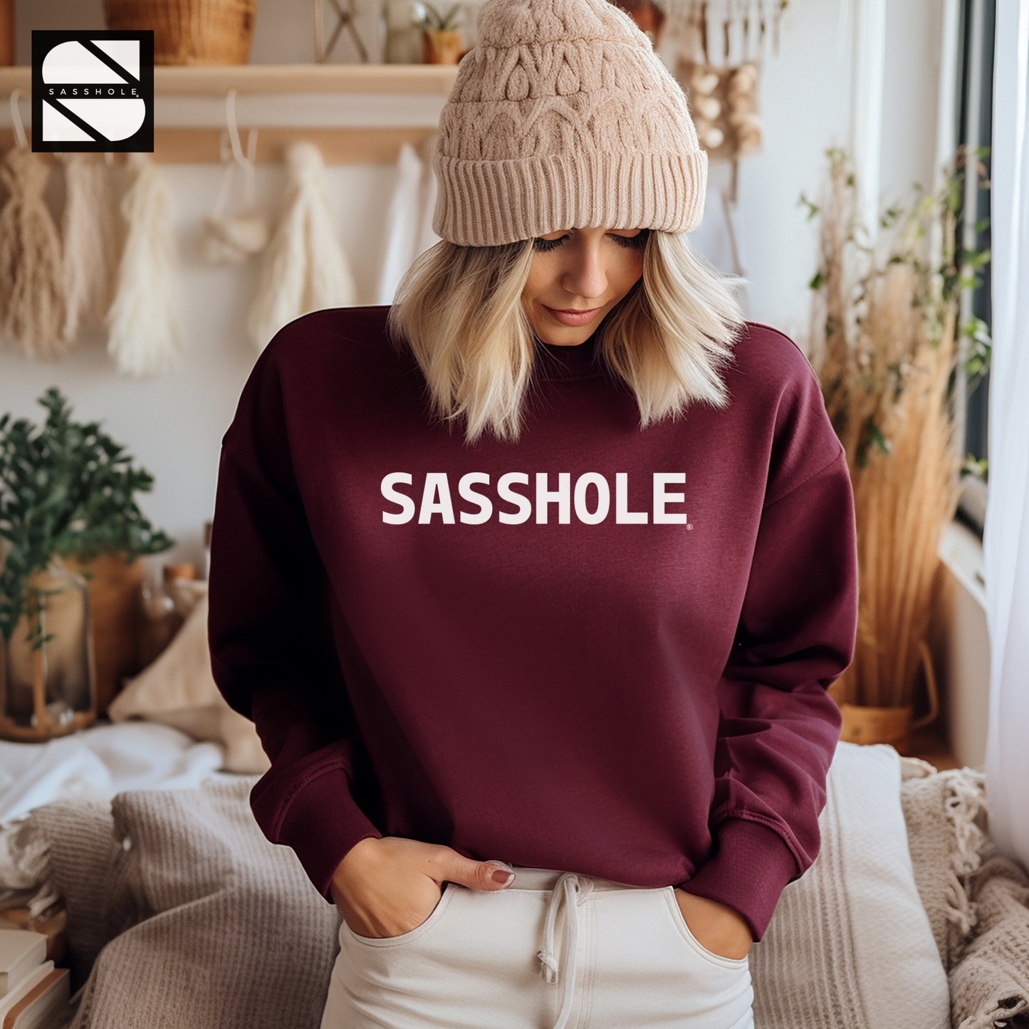 Women's maroon graphic sweatshirt